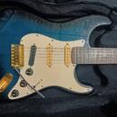 FERNANDES  Stratocaster 