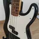 Prodám Fender Precision bass Mexico