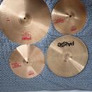 Sadu činelů zn. Paiste řady 2002 a signature