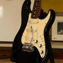 Prodávám kytaru Fender Stratocaster