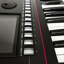 ROLAND Juno D6