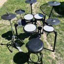 elektronické bicí V-Drums td-17