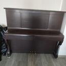 Prodám koncertní piano