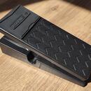 EXPRESSION/VOLUME PEDAL EX-1 Line6