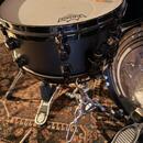 Bicí souprava + Paiste 2002 činely – kompletní set