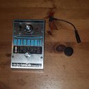 Kytarový efekt v kovovém šasi s nápisy HOLY GRAIL REVERB a značkou electro-harmonix MADE IN USA. Na horní části jsou přepínač spring, otočný knoflík…