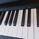 Přenosné digitální stage piano YAMAHA P-145B