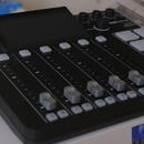 RØDECaster Pro II – perfektní stav+ ochranné plexi
