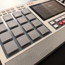 Akai MPC Live II Retro + Decksaver