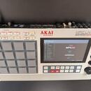 Akai MPC Live II Retro + Decksaver