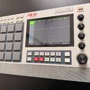Akai MPC Live II Retro + Decksaver