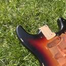 ZAREZERVOVÁNO Stratocaster tělo 3 tone sunburst 