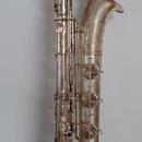 Barytonový saxofon Weltklang (nízké A), postříbřený