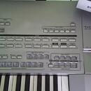 Prodám Yamaha Tyros 5 (rok 2014) – kompletní sestava