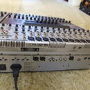 Dva digi mixy Behringer DDX 3216