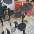 YAMAHA DTX432K - Drum kit - unused present