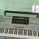 Prodám Yamaha Tyros 5 (rok 2014) – kompletní sestava