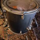 Bicí souprava + Paiste 2002 činely – kompletní set