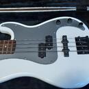 Fender Squier Precision EMG GZR Custom Bass 