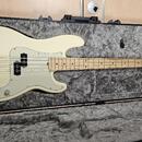 FENDER American Professional PB MN OWT