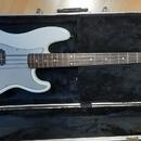 Fender Squier Precision EMG GZR Custom Bass 