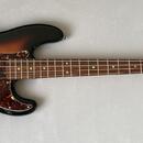 Fender Precision (s Jazz bass krkom)