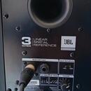  Studiové monitory JBL LSR305