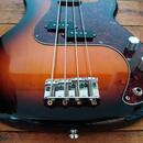 Squier Precision Bass 