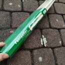 Zelené papírové obalové pouzdro s několika světlými dřevěnými paličkami. Na obalu je bílý nápis Fantastick, pod ním menší text The economy line a dál…