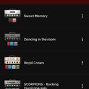 Snímek zachycuje screenshot z mobilní aplikace s výběrem zvukových presetů. Jsou zde vypsány názvy Silver Ship, Sweet Memory, Dancing in the room, Ro…