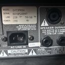 Detail zadní strany přístroje s technickým štítkem. Na štítku je uveden MODEL: SVT3PROW, SERIAL: BDYWM20049, LINE: 230 V~ 50/60 Hz a POWER: 390 VA. N…