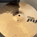 Zlatý kovový činel s kovaným povrchem. Na pravé straně je černý nápis pAiste, pod ním stylizované logo PSL a text 14" ROCK H. Povrch vykazuje drobné…