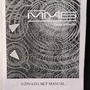 Fotografie zachycuje papírový uživatelský manuál. V horní části je logo YAMAHA a nápisy MUSIC SYNTHESIZER, MM6 a Owner's Manual. Dole je uveden text…