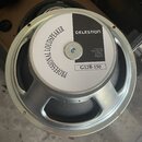 Fotografie znázorňuje reproduktor s kovovým rámem a stříbrným povrchem. Na středovém štítku je uveden nápis PROFESSIONAL LOUDSPEAKER, logo CELESTION…