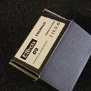 Kartonová krabička s bílým štítkem. Na štítku je uveden text Effects, 09 a TREMOLO, dále nápis MADE IN CHINA, symboly CE a recyklace a rozměry Dimens…