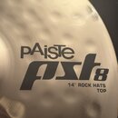Detail zlatavého kovového činely s povrchem pokrytým drobnými důlky. Na povrchu je černý nápis pAiste pst8 a pod ním text 14" ROCK HATS TOP. Povrch j…
