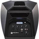 Černý plastový reproduktor s ovládacím panelem. Na panelu je displej s nápisem 24bit Digital Signal Processor a hodnotou +0.0 dB MASTER, tři vstupy s…