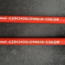 Dvě červené tyče z anodu nebo lakovaného kovu s bílým nápisem Amati • CZECHOSLOVAKIA • COLOR. Povrch je hladký a bez viditelného opotřebení. Tyče lež…