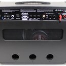 Zadní strana černého kytarového komba značky Marshall. V horní části jsou umístěny konektory pro Mains Input, Midi, Serial / Parallel FX Loop a Louds…