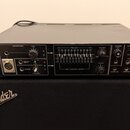 Černý rackový procesor s nápisem Roland VOCODER SVC-350. Přední panel obsahuje různé ovládací prvky, včetně posuvníků v sekci VOICE CHARACTER CONTROL…