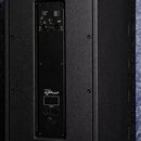 Zadní strana černého reproduktoru s texturovaným povrchem. V horní části je ovládací panel s nápisy PRESET 1, PRESET 2, PRESET 3, PRESET 4, CLIP/LIMI…