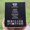 Fotografie zachycuje zadní stranu černého kartónového krabice. Je na ní bílý nápis ENGL, pod ním model CABLOADER a webová adresa www.engl-amps.com s…