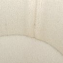 Detailní záběr na bílý, huňatý materiál připomínající beránčí kožíšek nebo fleece. Na fotografii není vidět žádný hudební nástroj, značka ani nápis.…