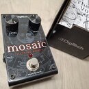 Kytarový efekt pedál značky Digitech s názvem mosaic 12 STRING EFFECT. Černý kovový box s grafickým motivem slunce a zodiakálních znamení, dvěma ovlá…