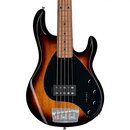 Čtyřstrunná elektrická basová kytara s tělem v provedení sunburst a černým pickguardem. Na kovovém mostu je viditelně nápis Fender. Nástroj má dřevěn…