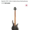 Snímek zobrazuje pětistrunnou elektrickou baskytaru s tmavým, výrazně žilnatým tělem a světlou hnedou hmatníkovou deskou. V horní části je vidět nápi…