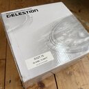 Bílá papírová krabice s nápisem CELESTION a webovou adresou www.celestion.com. Na krabici je nalepený štítek s textem G12T-75, 16 OHM, 75 WATT a GUIT…