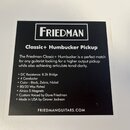Fotografie zobrazuje černou informativní nálepku s bílým textem. V horní části je logo FRIEDMAN a název modelu Classic+ Humbucker Pickup. Text dále u…
