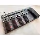 Boss ME-80 gitarov&yacute; multiefekt/modeler