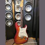 překrásný 1994 Fender Stratocaster Japan Foto flame